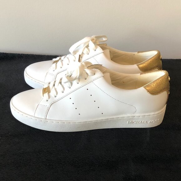 Michael Kors Low Top White Leather Sneakers with Gold Detail - Picture 1 of 6